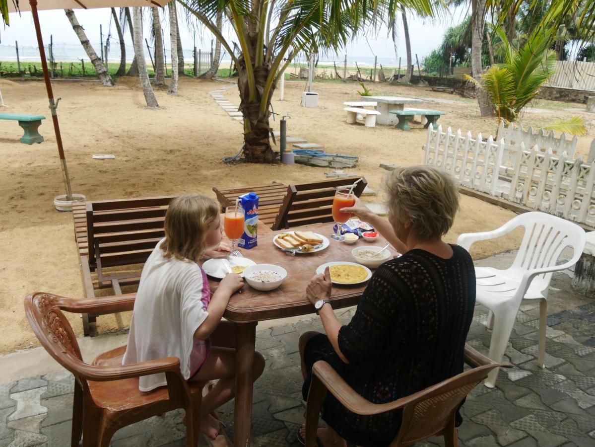 Mbeach Nest Panadura Exterior photo